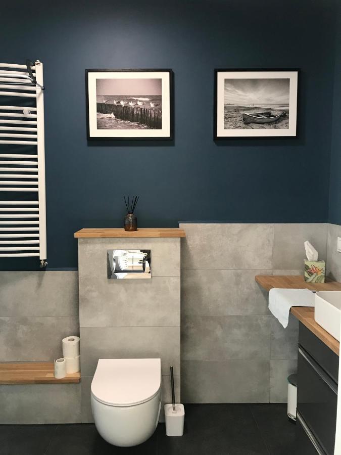 Apartament Holenderski Z Prywatnym Miejscem Postojowym W Garazu Koszalin Buitenkant foto